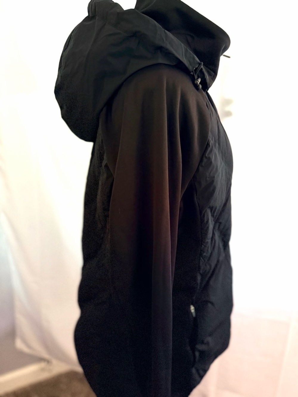Athleta Inlet Quilted Jacket with Removable Hood - Picture 4 of 14